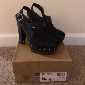 UGG Australia Nicco Peep Toe Clog